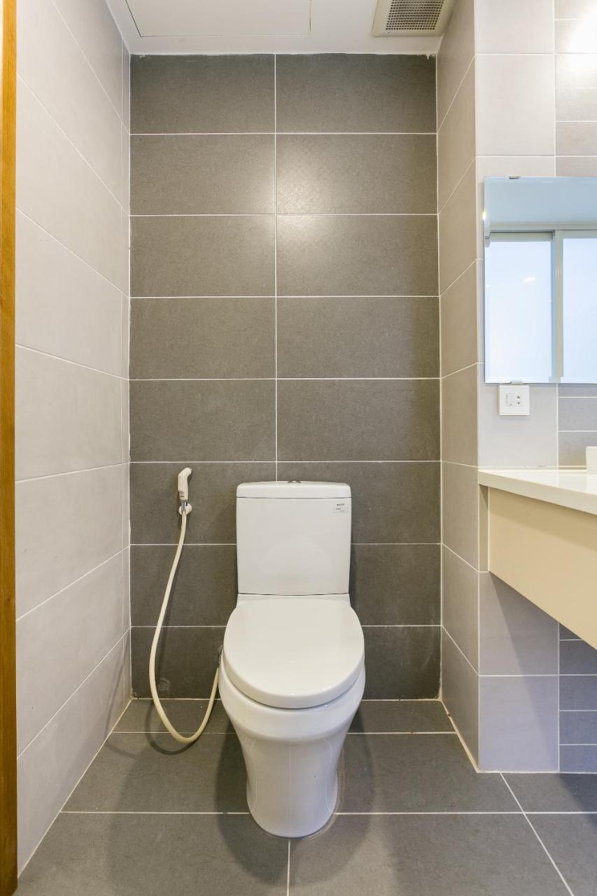 Oyo 138 Aparthotel 18 مدينة هوشي منه المظهر الخارجي الصورة